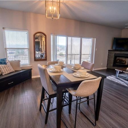 Brooklynn'S Bay, Elegant Lakefront Condo Retreat Hot Springs Exterior foto